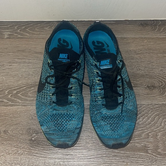 NIKE FLYKNIT RACER blue lagoon size 9 running athletic sneaker - Picture 2 of 6